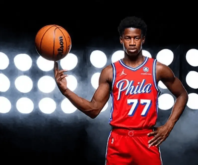 开云体育网址-埃奇库姆全场5投4中,三分2中2得到10分4篮板4助攻1封盖