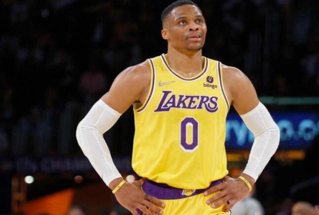 开云-湖人夏天如何操作？或交易小塔克 引进3大类型球员